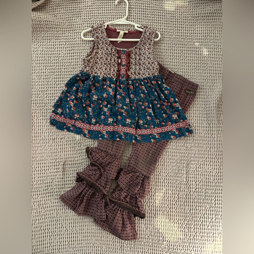 Matilda Jane sweater tank tunic and flutter leggings. 4.